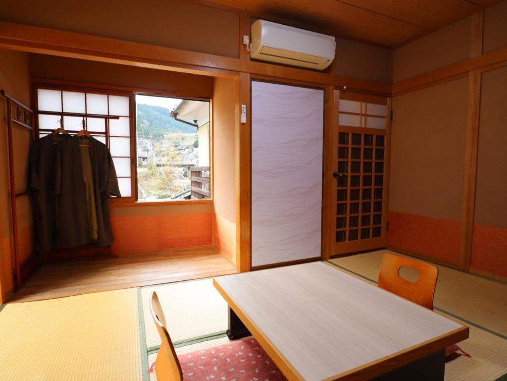 Ban-Ya Hot Spring Inn Юфу Екстер'єр фото